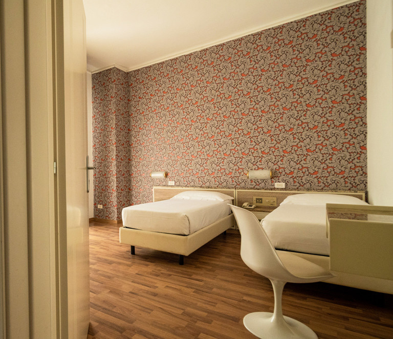 media.Camere-Standard_1Hotel_RosaBianca_Rimini