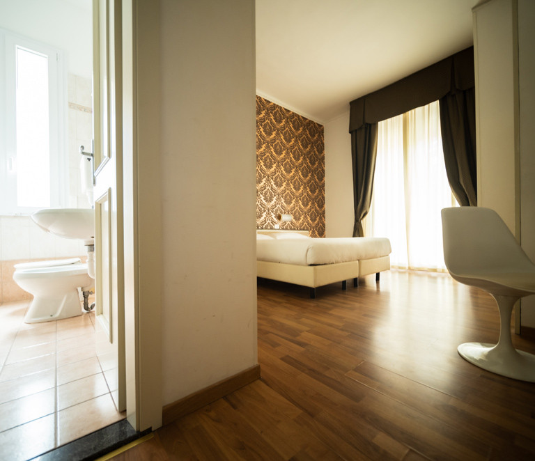 media.Camere-Standard_6Hotel_RosaBianca_Rimini